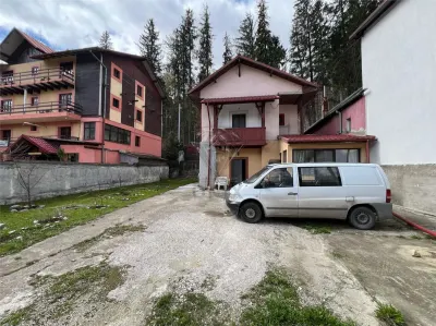 Maison 5 Chambres Sinaia, P+1, Terrain 400 m², Double Façade Rue - foto 20