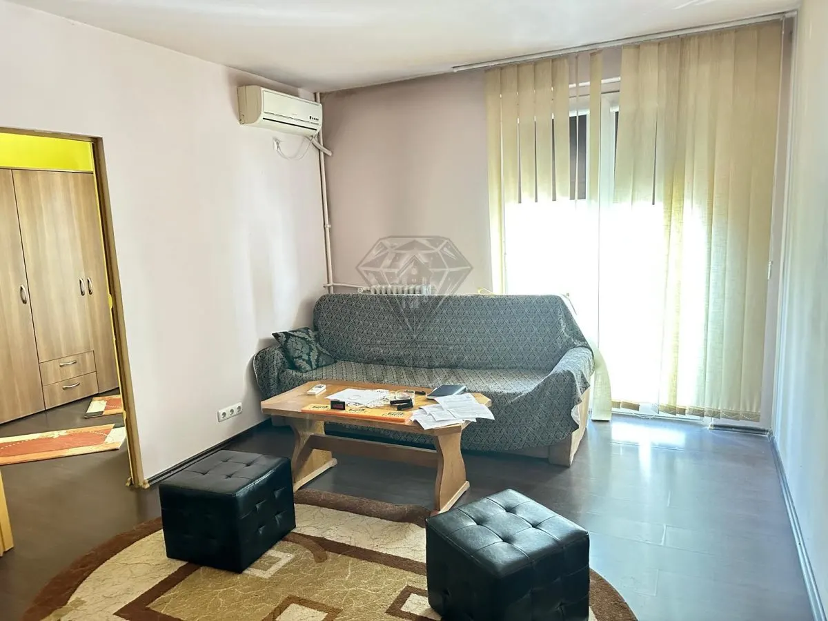 Apartamento de Dos Dormitorios en Centro Cívico, Ploiești - foto 5