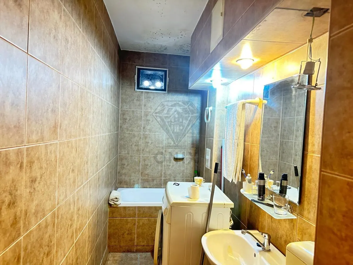 Apartamento de Dos Dormitorios en Centro Cívico, Ploiești - foto 9