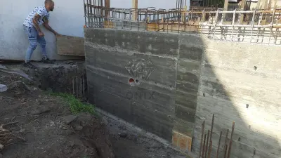 Edificio en Construcción Popa Farcas Ploiesti – 820 m² Solar, Estructura Antisísmica - foto 5