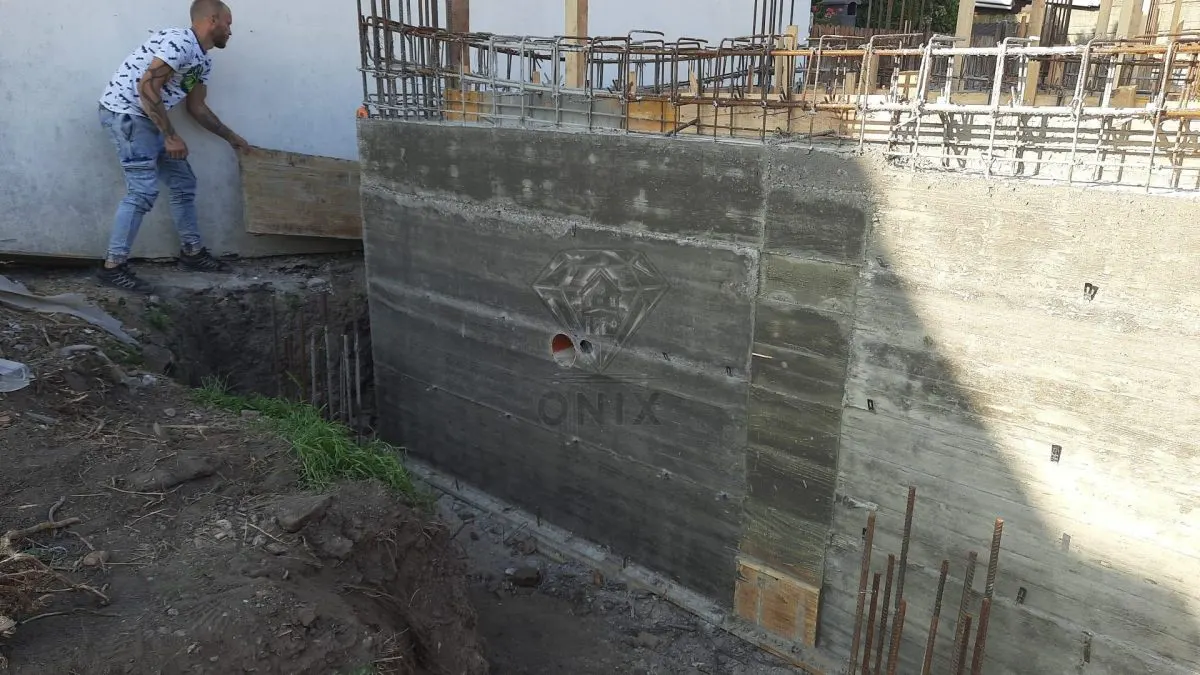 Edificio en Construcción Popa Farcas Ploiesti – 820 m² Solar, Estructura Antisísmica - foto 5