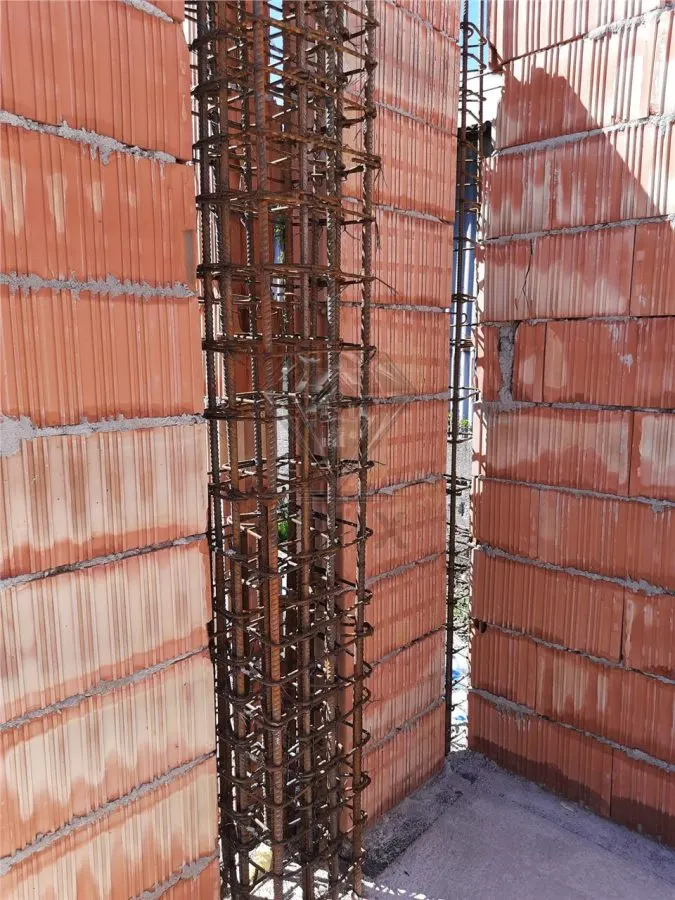 Edificio en Construcción Popa Farcas Ploiesti – 820 m² Solar, Estructura Antisísmica - foto 6