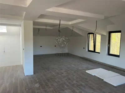 Casa Rural Nueva en Venta en Slanic Prahova – 400 m², Centro, Lista para Invertir - foto 15