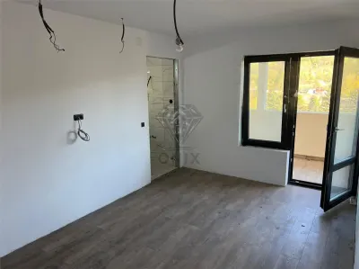 Casa Rural Nueva en Venta en Slanic Prahova – 400 m², Centro, Lista para Invertir - foto 19
