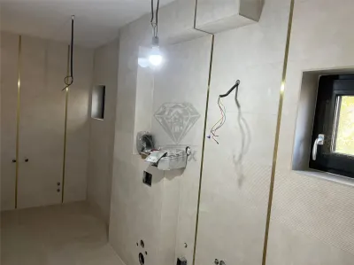 Casa Rural Nueva en Venta en Slanic Prahova – 400 m², Centro, Lista para Invertir - foto 22