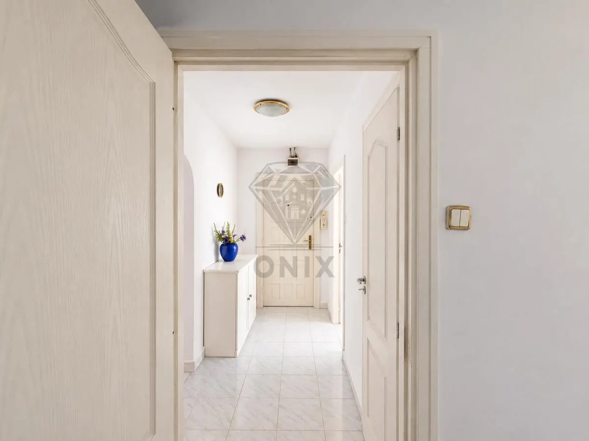 Apartment with 2 bedrooms for sale 67 sqm in Ploiesti, Ultracentral area - foto 1