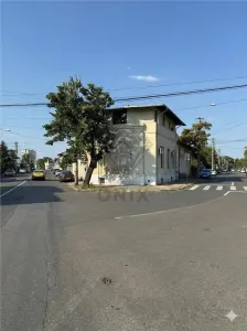 普洛耶什蒂市中心建筑 S+G+1，197 平方米 – 投资或办公用途 - Ploiesti