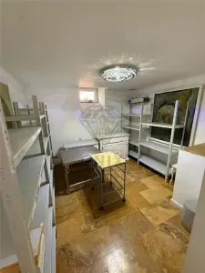 Edificio Central Ploiesti S+G+1, 197 m² – Inversión o Uso Oficina - foto 12