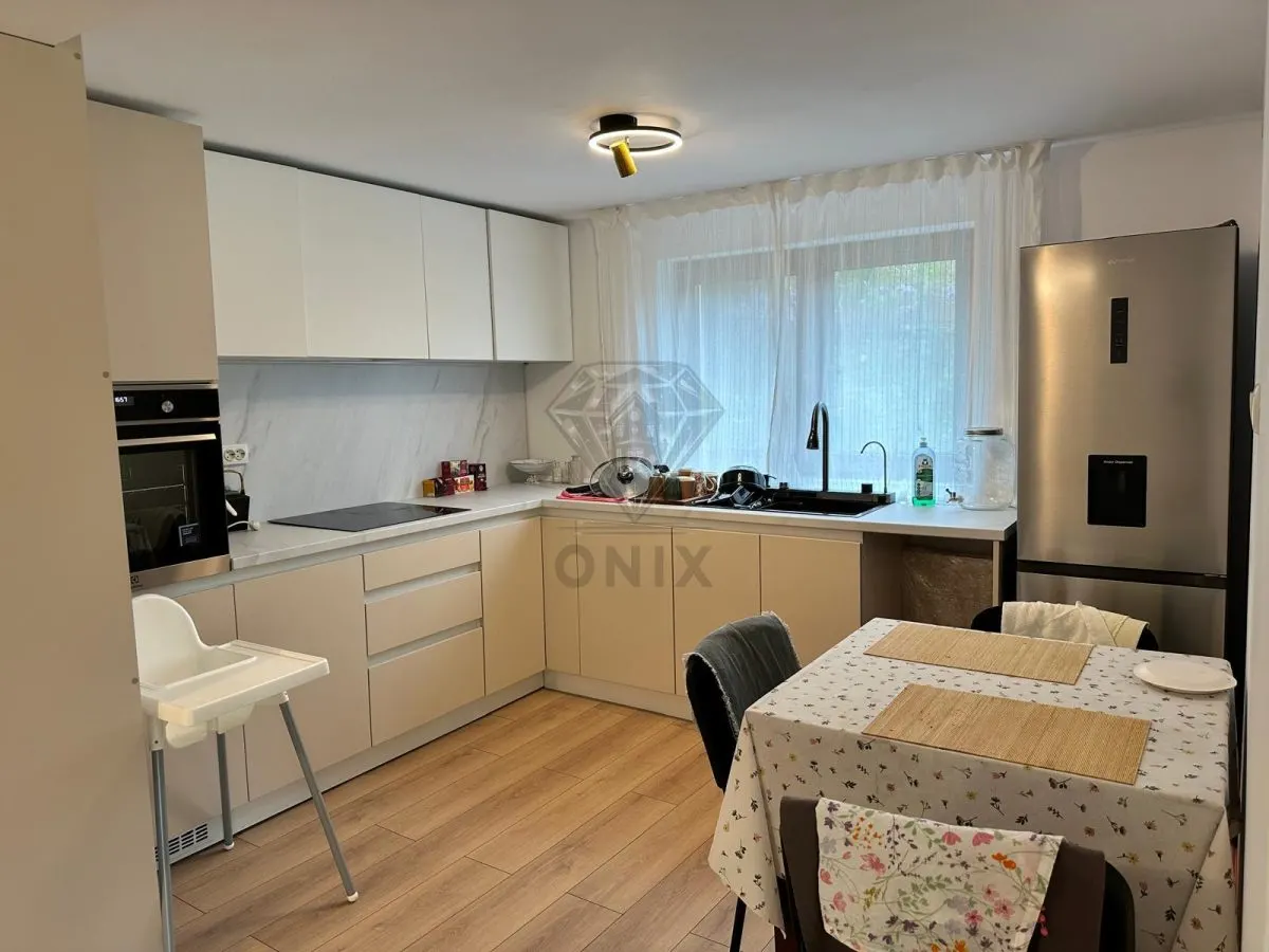 Maison Rénovée P+M 2025, 111 m², 3.029 m² Terrain, Drajna de Sus - foto 8
