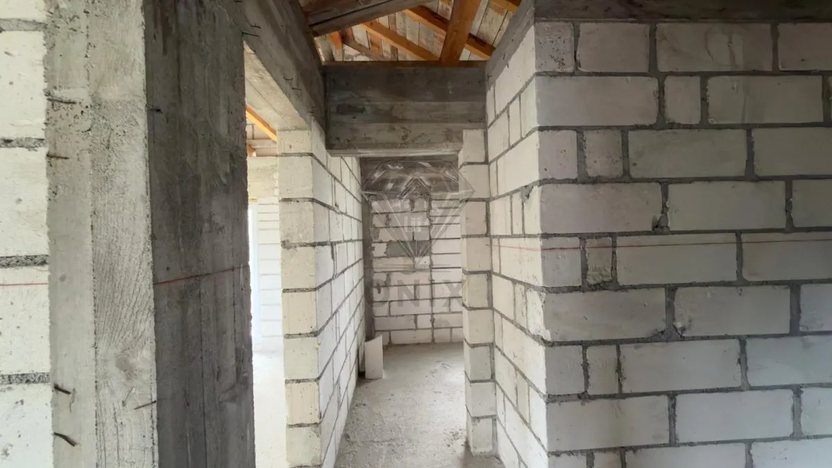 P+1E毛坯房，182平方米，地块1000平方米 – Valea Doftanei - foto 19