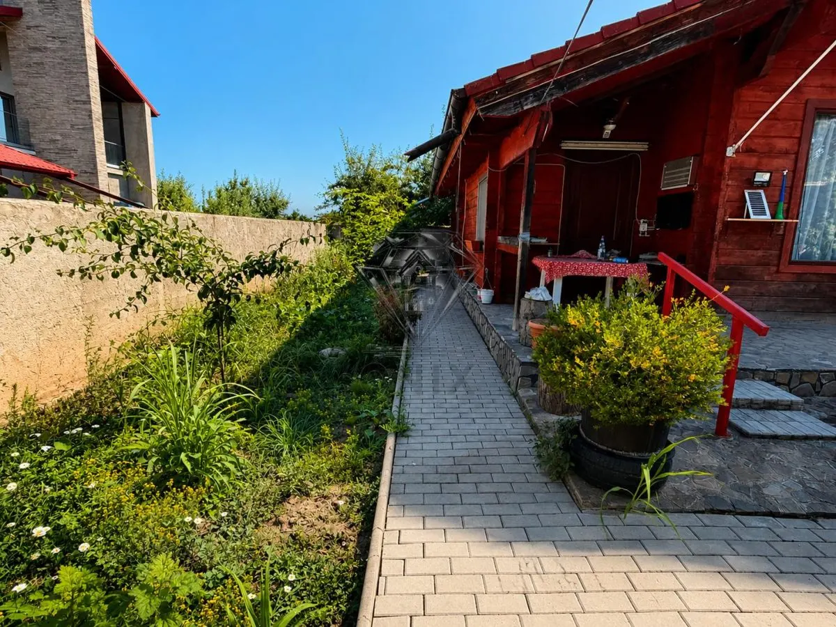 Casa de Madera Maciza | 3 Dormitorios | Parcela 5.000 m² - Berceni Prahova - foto 2