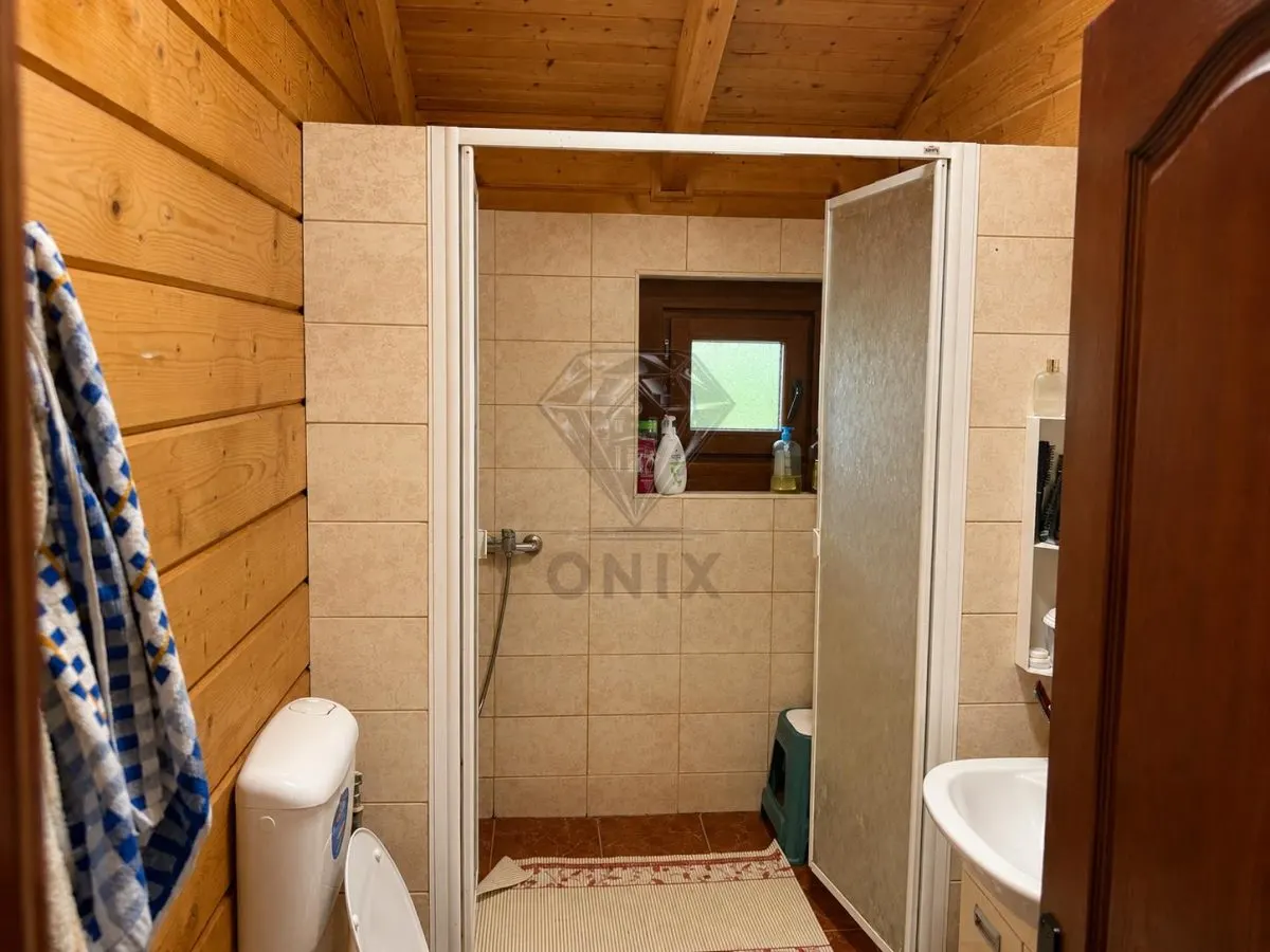 Casa de Madera Maciza | 3 Dormitorios | Parcela 5.000 m² - Berceni Prahova - foto 8