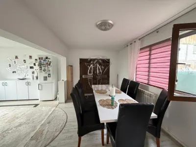 House / villa for sale 250 sqm in Strejnicu - foto 13