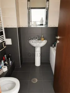 Apartment with 2 bedrooms for sale 50.19 sqm in Ploiestiori - foto 5