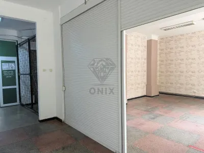 Local Commercial Plopeni Centre 116 m² – Excellent Devanture - foto 5