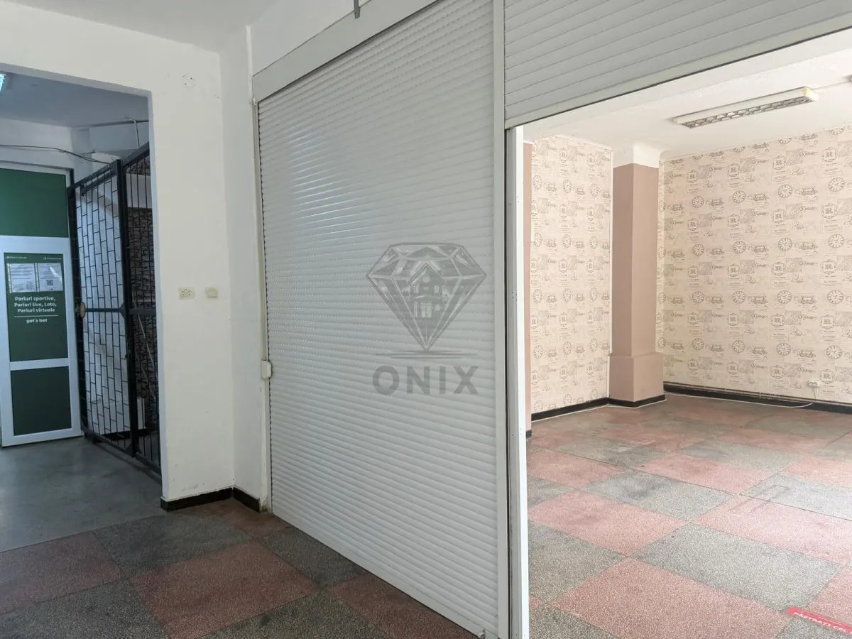 Local Commercial Plopeni Centre 116 m² – Excellent Devanture - foto 5