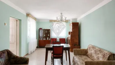 House / villa for sale 108 sqm in Baicoi, Est area - foto 4