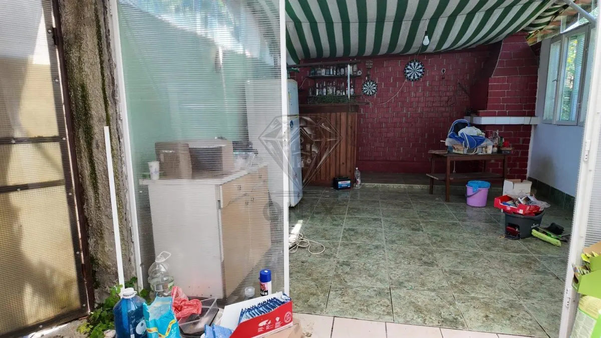 House / villa for sale 108 sqm in Baicoi, Est area - foto 5