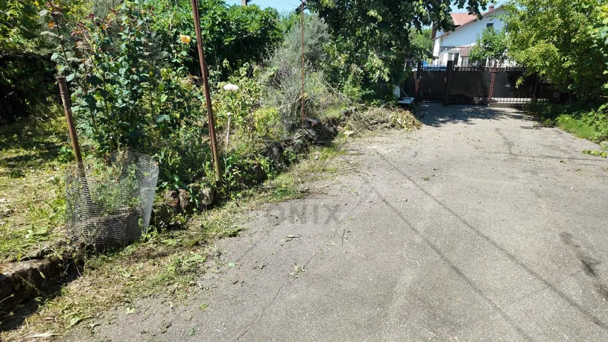 House / villa for sale 108 sqm in Baicoi, Est area - foto 10