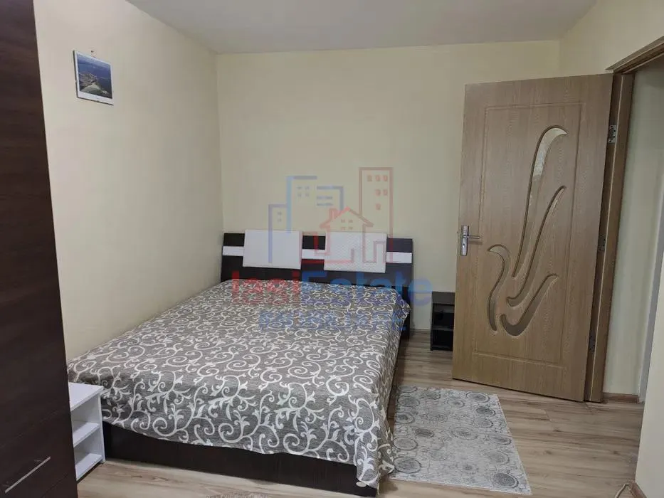 Apartamento de 2 Dormitorios Podu de Piatra - foto 3
