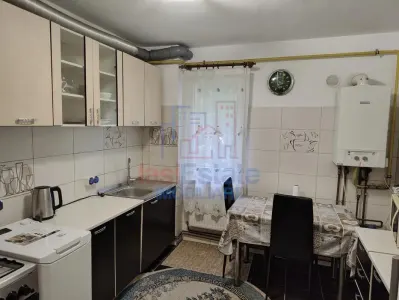 Apartamento de 2 Dormitorios Podu de Piatra - foto 6