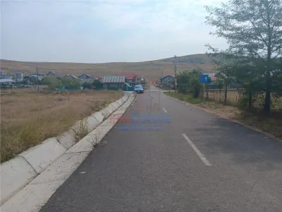 Bogonos Letcani – Trois Terrains Constructibles avec Permis de Construire - foto 3