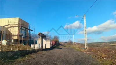 阿罗尼亚努地块及公用设施和城市规划证书 - Aroneanu