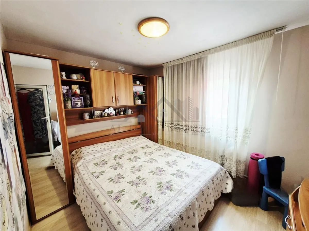 House for Sale in Goruni-Tomesti with Garage and Storage - foto 5