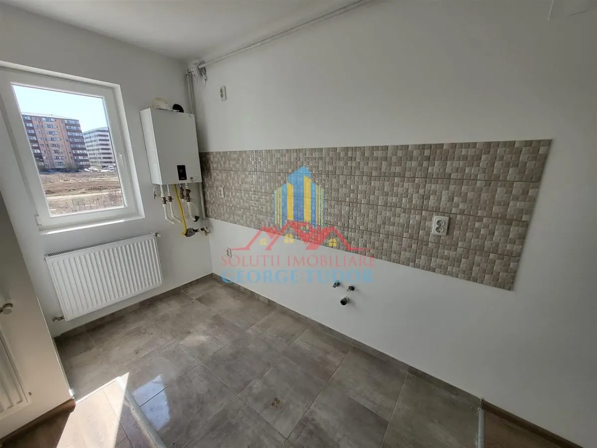 Appartement Non Meublé à Louer, Militari Residence - foto 4
