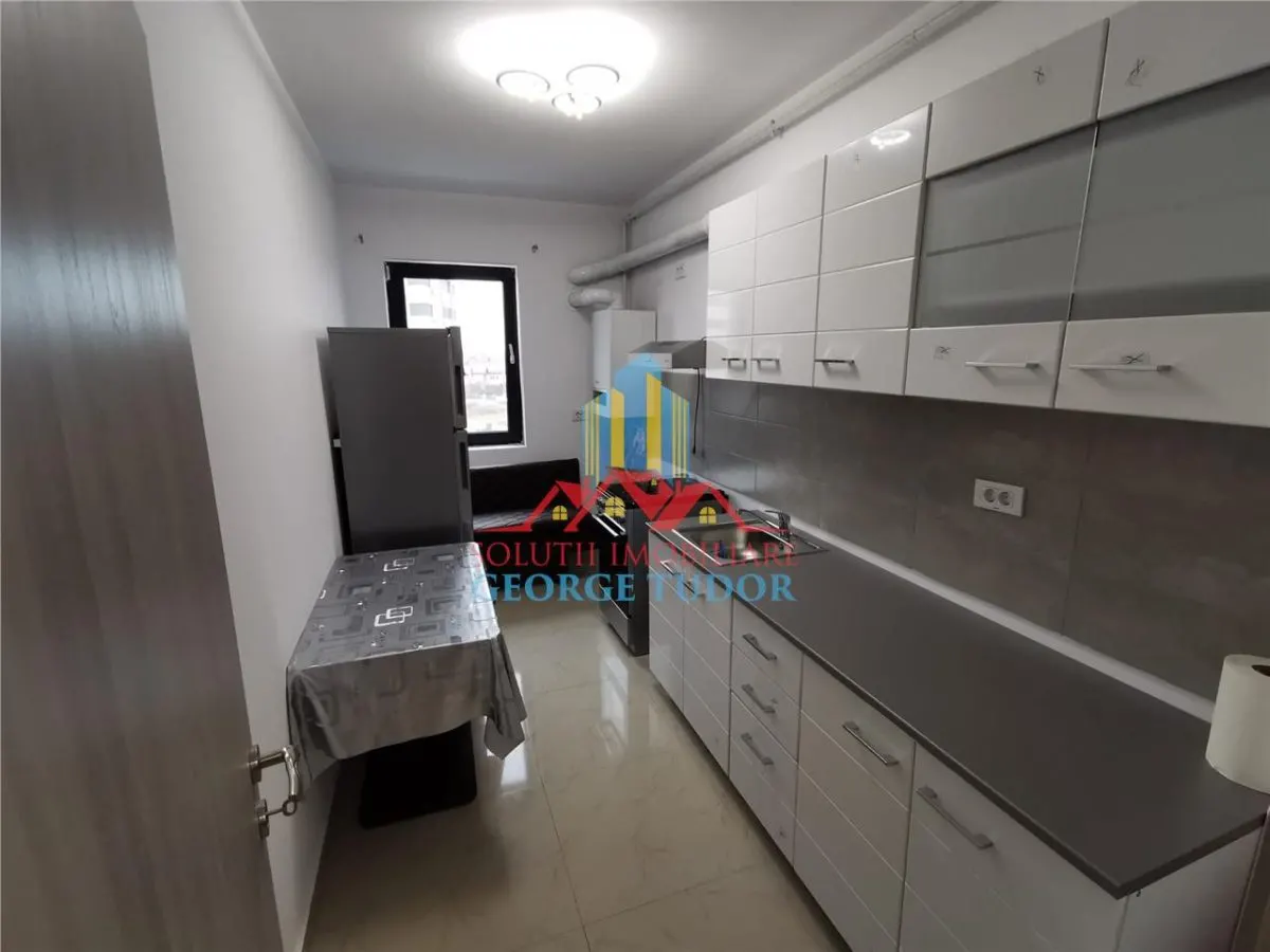 Appartement 2 Pièces Distribué, Militari Residence à Louer - foto 3