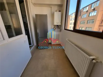 Apartamento de 2 Dormitorios en Alquiler, Militari Residence - foto 6