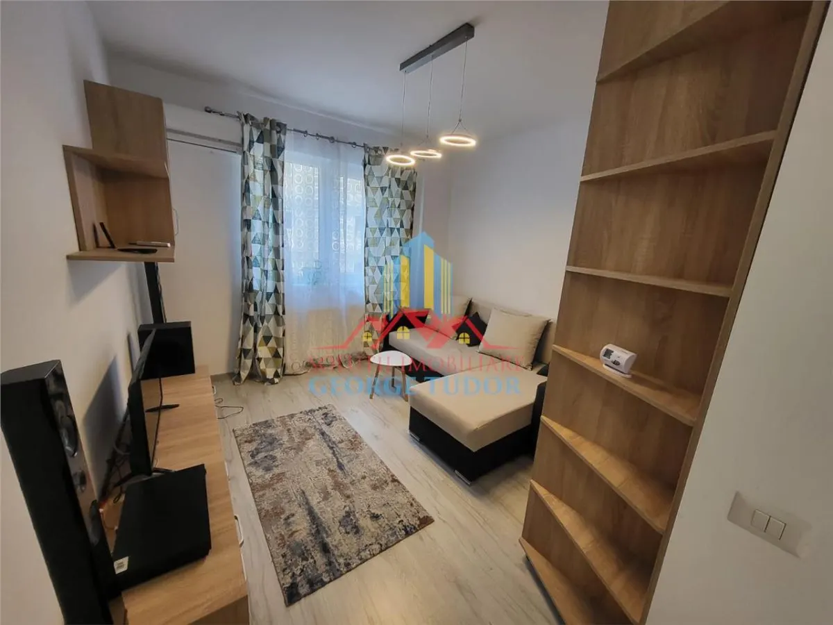 Studio à Louer, Militari Residence Green Park - foto 1