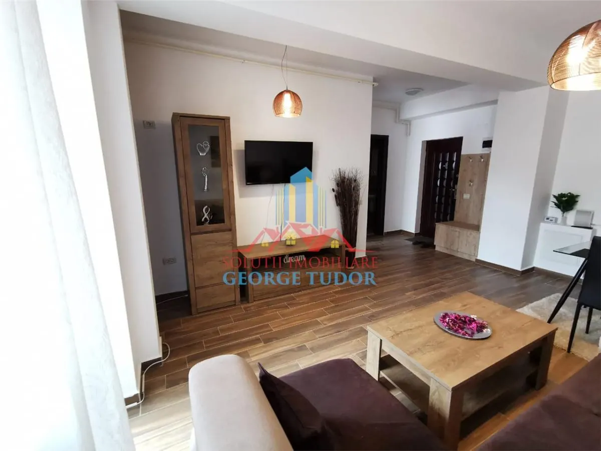 Apartamento de 2 Dormitorios en Alquiler, Militari Residence - foto 1