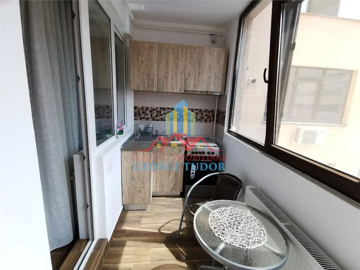 Apartamento de 2 Dormitorios en Alquiler, Militari Residence - foto 7