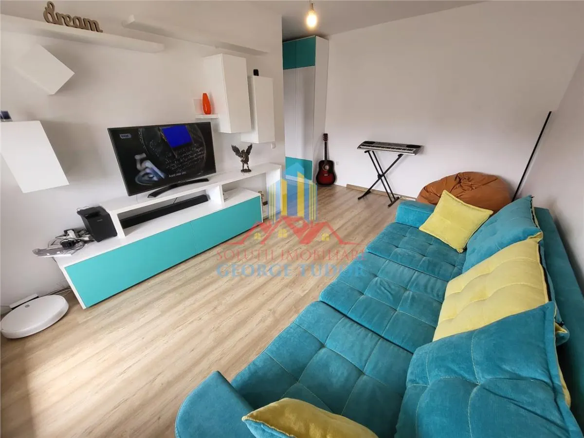 Apartamento de dos dormitorios con distribución separada, Militari Residence - foto 1