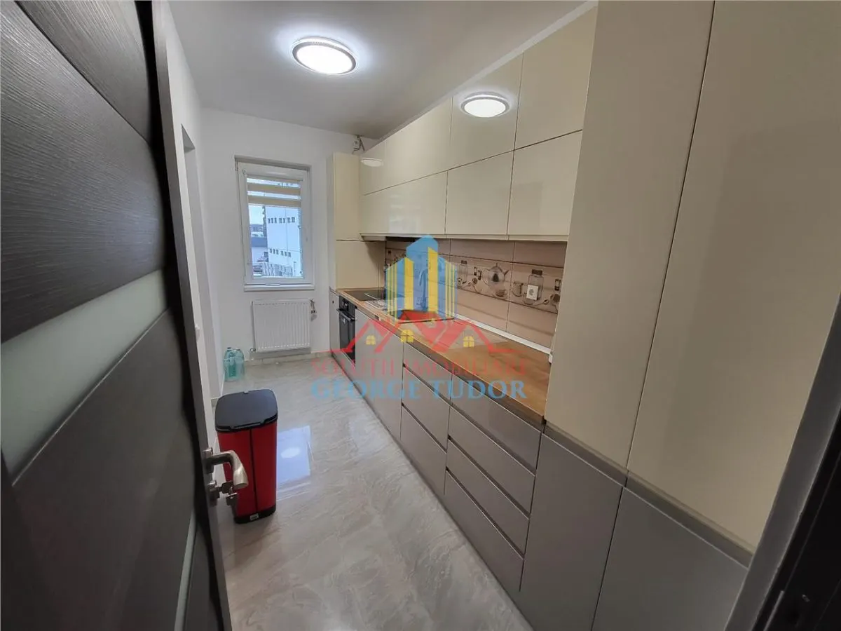Apartamento de Dos Dormitorios en Alquiler, Militari Residence - foto 5