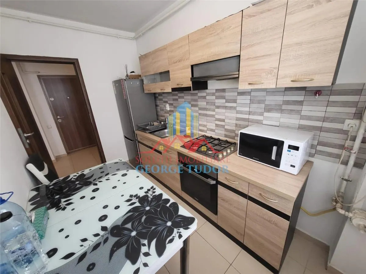 Apartamento de Distribución Separada en Alquiler, Rezervelor, Militari - foto 9