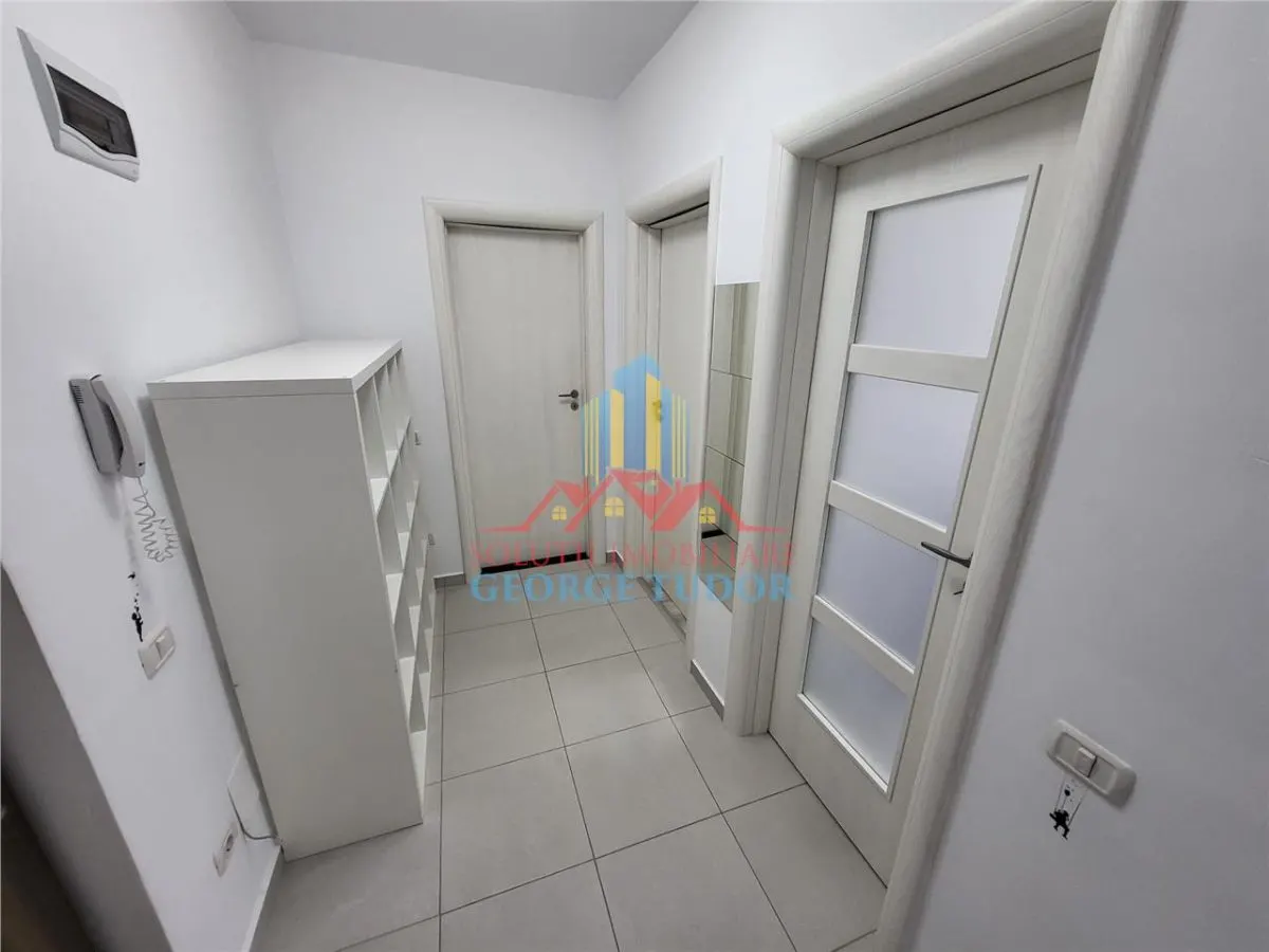 Se Vende: Apartamento 2 Dormitorios, Distribución Separada, Militari Residence - foto 2