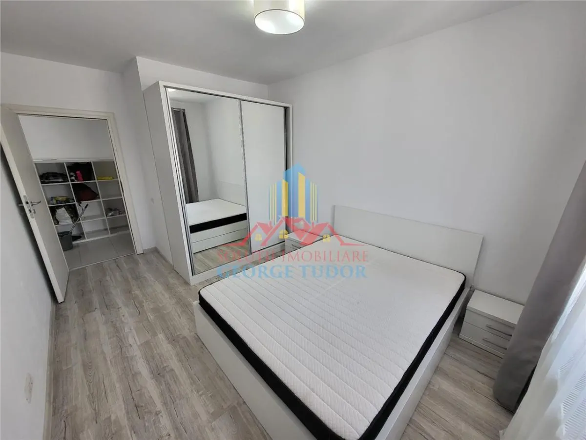 Se Vende: Apartamento 2 Dormitorios, Distribución Separada, Militari Residence - foto 4