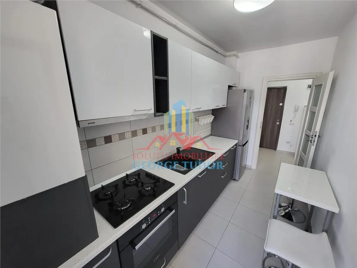 Se Vende: Apartamento 2 Dormitorios, Distribución Separada, Militari Residence - foto 5