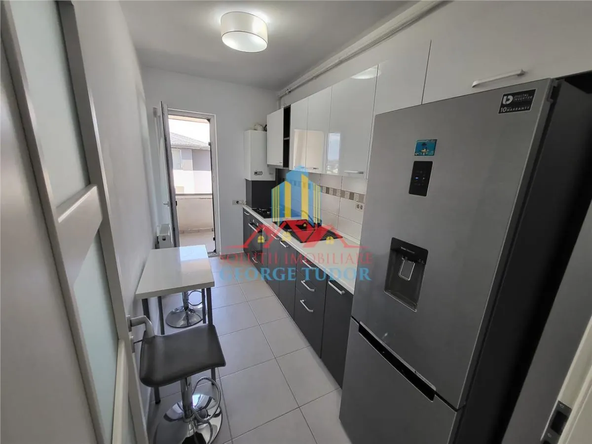 Se Vende: Apartamento 2 Dormitorios, Distribución Separada, Militari Residence - foto 6