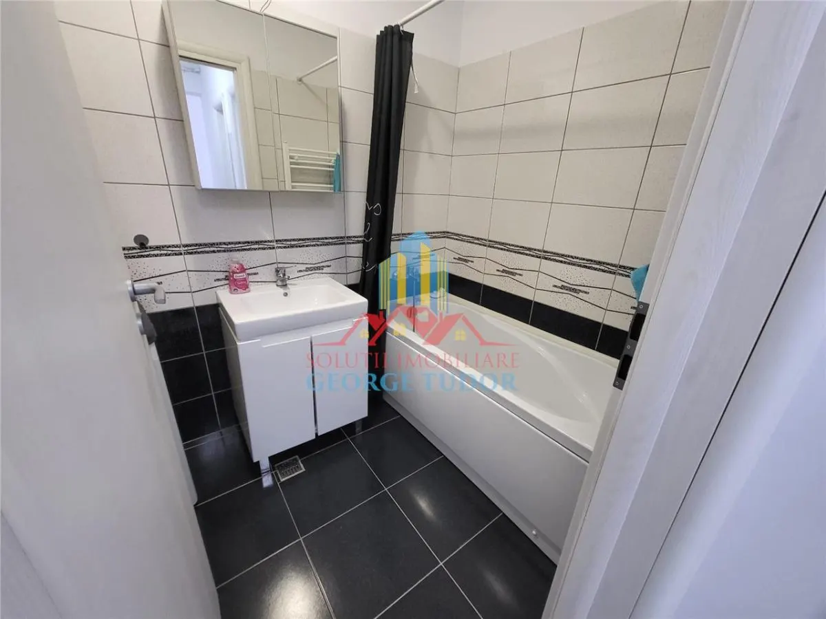 Se Vende: Apartamento 2 Dormitorios, Distribución Separada, Militari Residence - foto 7