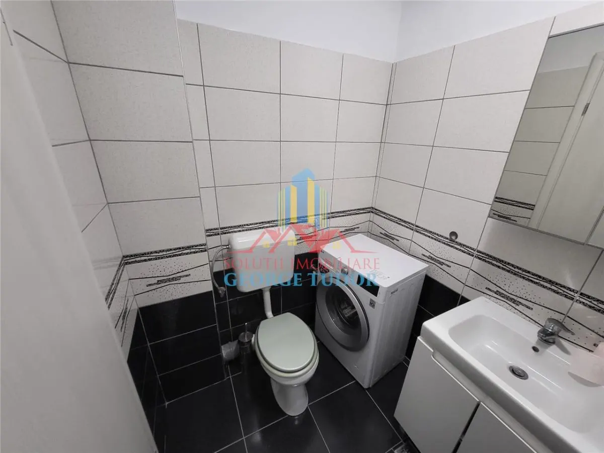 Se Vende: Apartamento 2 Dormitorios, Distribución Separada, Militari Residence - foto 9