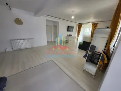 Detached Villa for Sale in Ciorogarla Padure, Bucuresti - Ciorogarla
