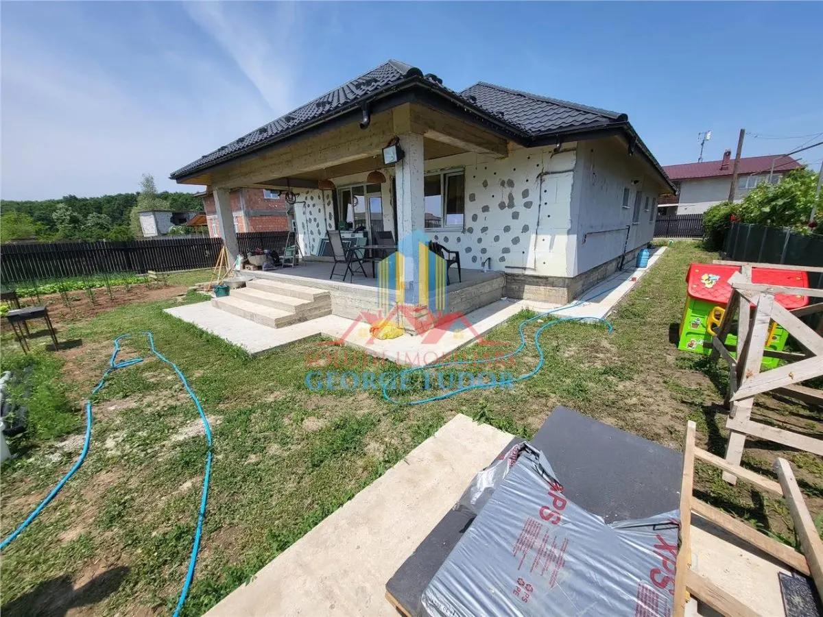 Detached Villa for Sale in Ciorogarla Padure, Bucuresti - foto 9