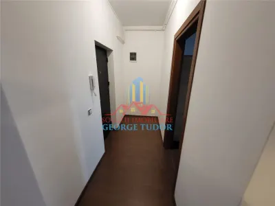 Rental: Split-layout apartment, Militari Residence, Bucharest - foto 3