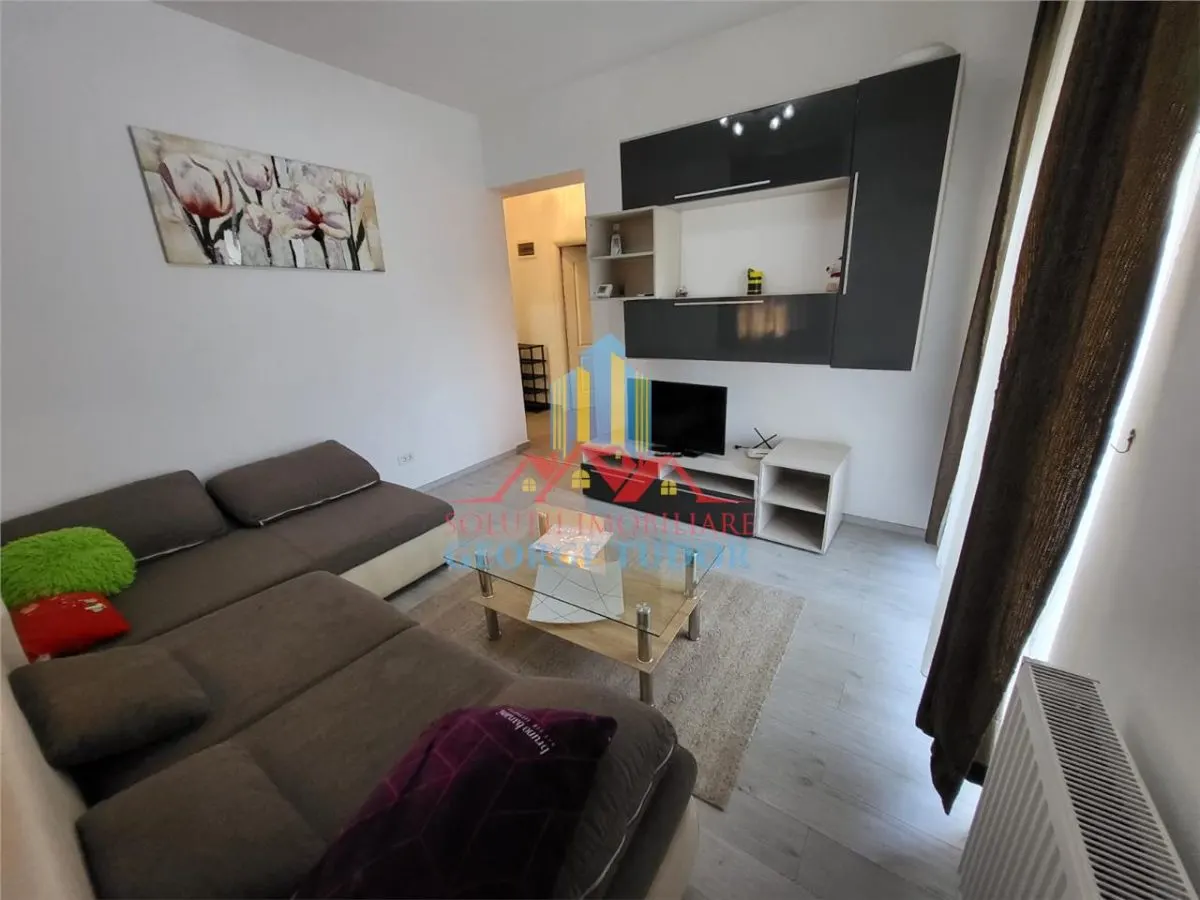 Appartement 2 Pièces Distribution Séparée à Louer, Rezervelor - foto 1