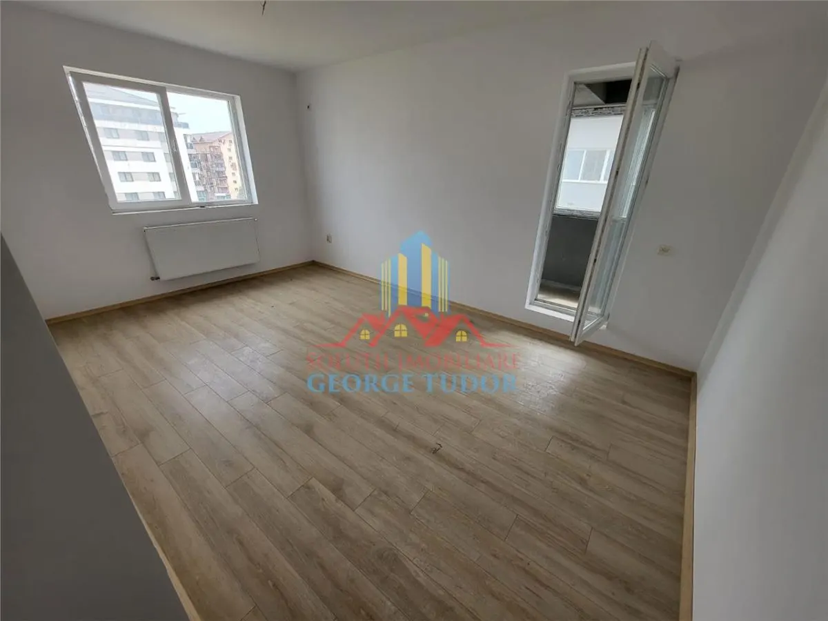 军事住宅区两卧室分离式布局公寓出售 - foto 2