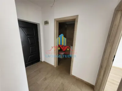 军事住宅区两卧室分离式布局公寓出售 - foto 4