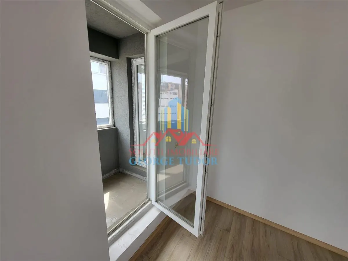 军事住宅区两卧室分离式布局公寓出售 - foto 9
